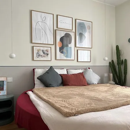 Apartment Casa Di Design Nel Centro Storico Milan