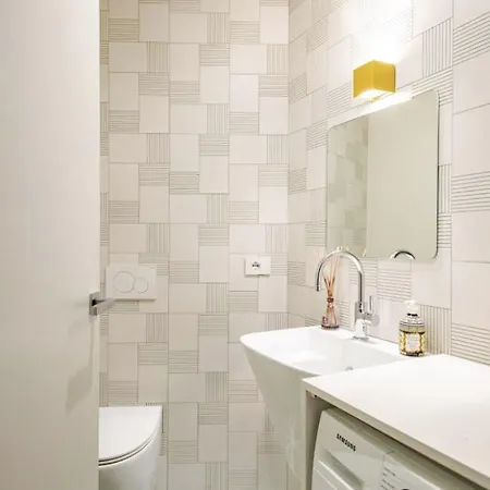 Casa Di Design Nel Centro Storico Apartment